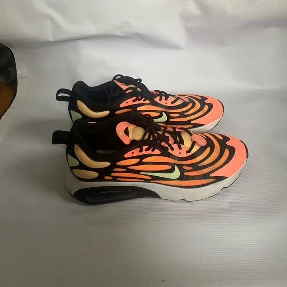 Nike Air Max 200 Exosense Sunrise Men’s Size 11 US - Picture 2 of 6